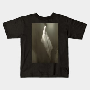 Ghost Woman Floating in the Air - Vintage Kids T-Shirt